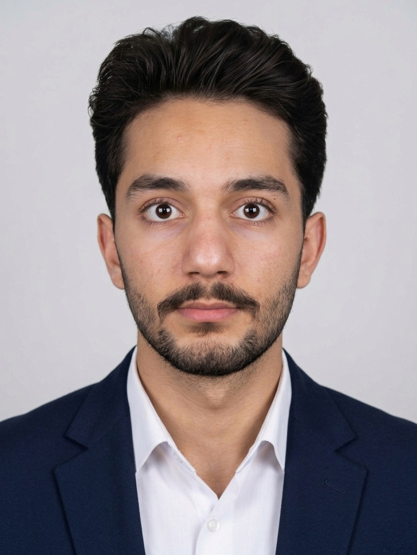 پرتره‌ی دانیال رشیدی